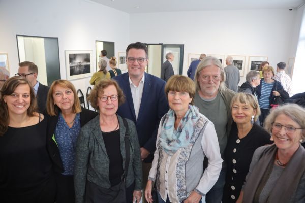 mauerfall-vernissage-13B9FD7AD3-42C8-3512-60E2-FE76C014D856.jpg