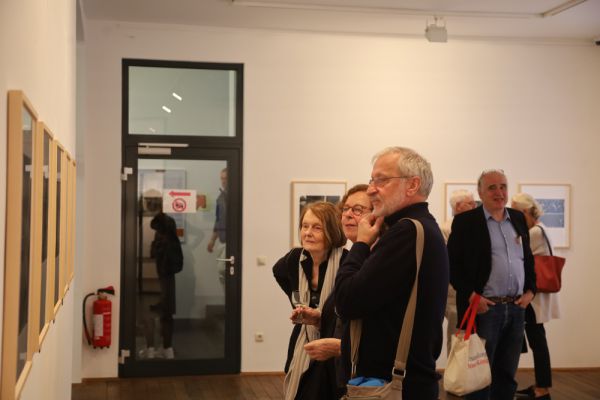 mauerfall-vernissage-23595E5CB7-C0CE-6188-380D-23F494E763D7.jpg